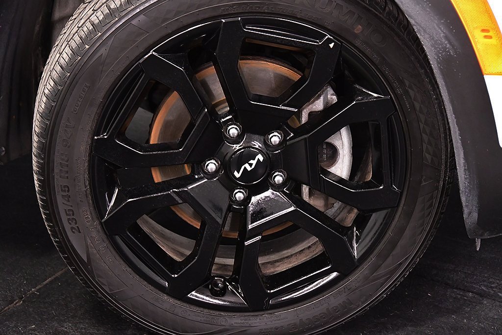 Used 2024 Kia Seltos X-Line image 9