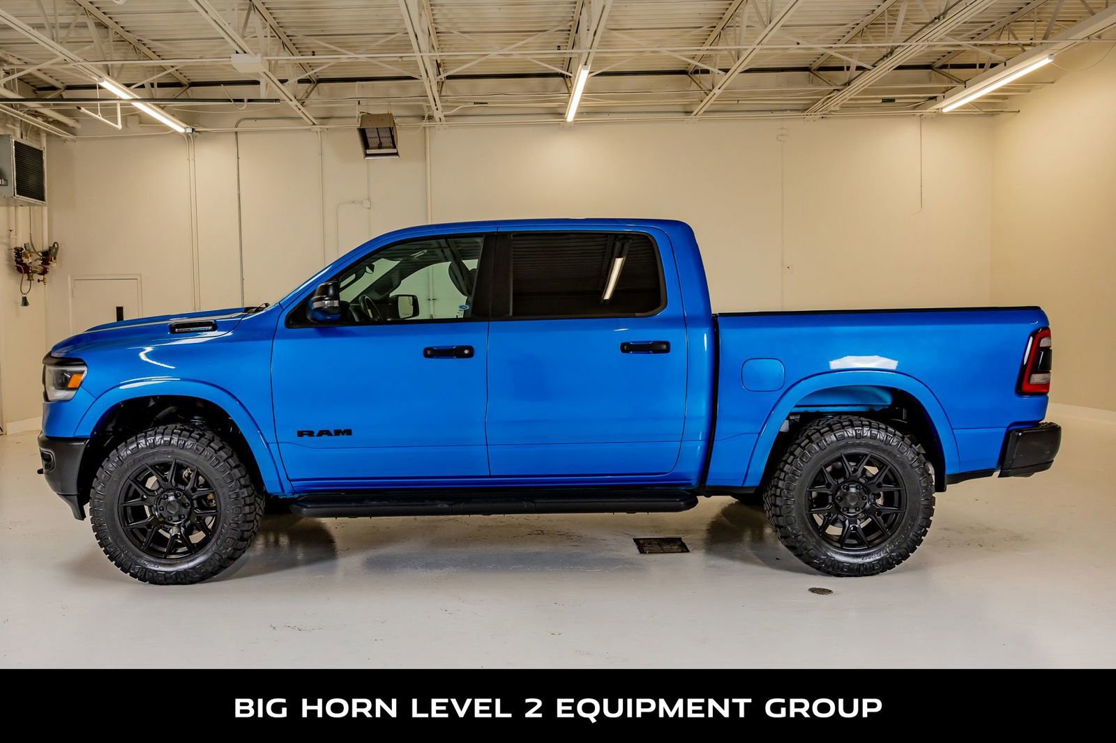Used 2023 RAM 1500 Lone Star AWD/4WD image 6