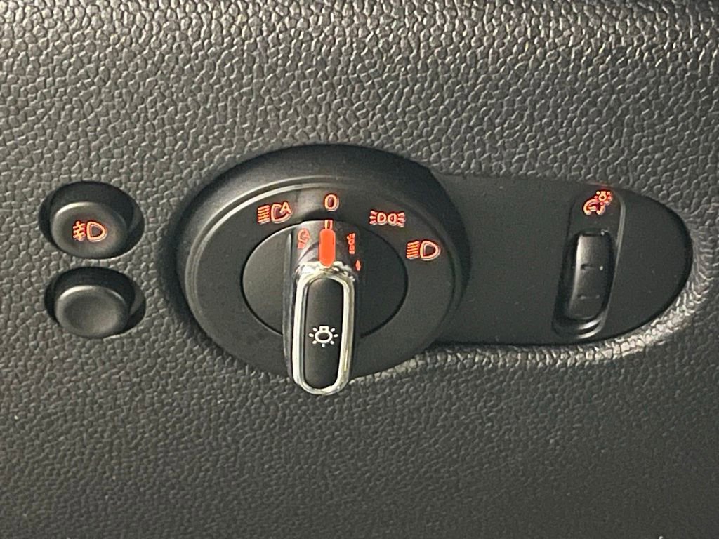 Used 2021 MINI Cooper S w/ Premium Package image 15