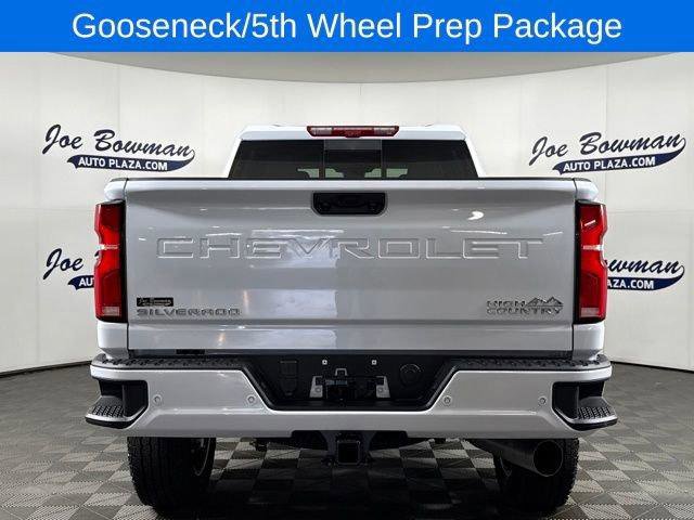 New 2026 Chevrolet Silverado 2500 High Country w/ High Country Premium Package AWD/4WD image 7