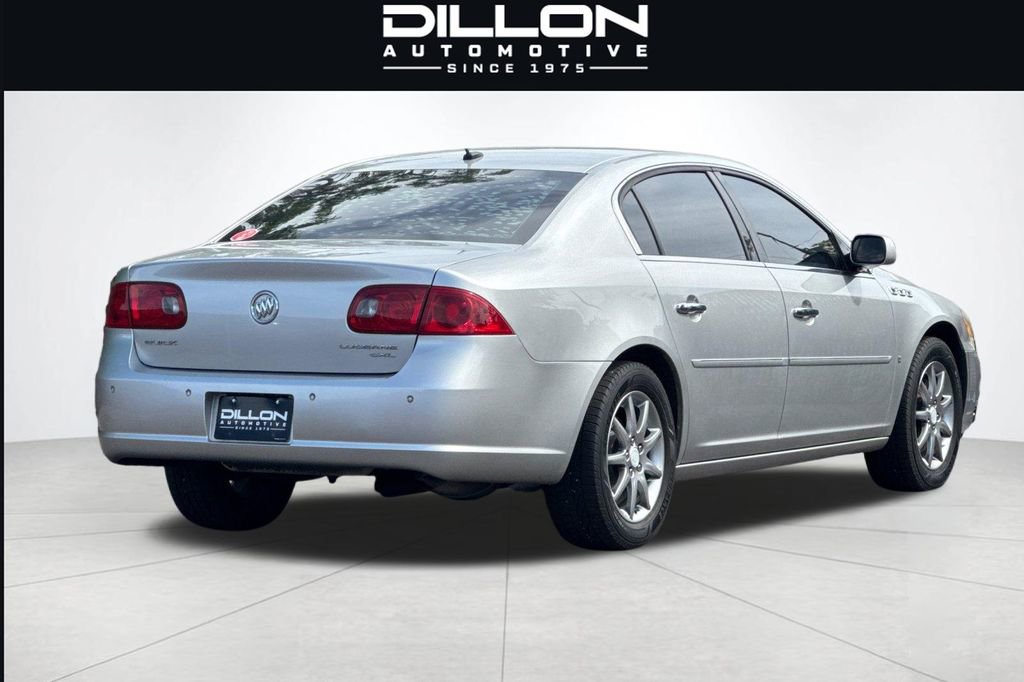 Used 2007 Buick Lucerne CXL w/ Luxury Package FWD image 4