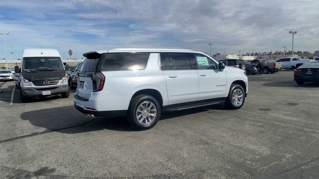 New 2026 Chevrolet Suburban Premier image 8