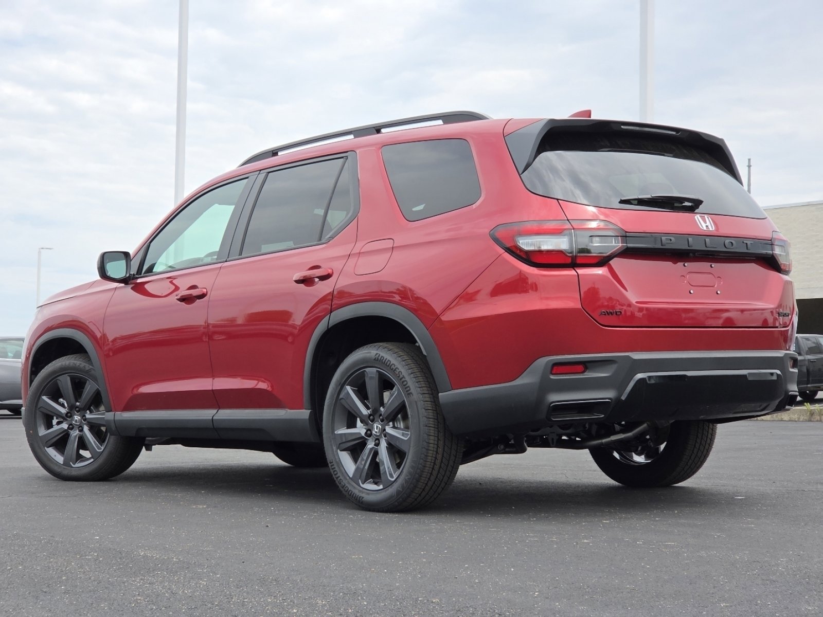 New 2026 Honda Pilot Sport image 16