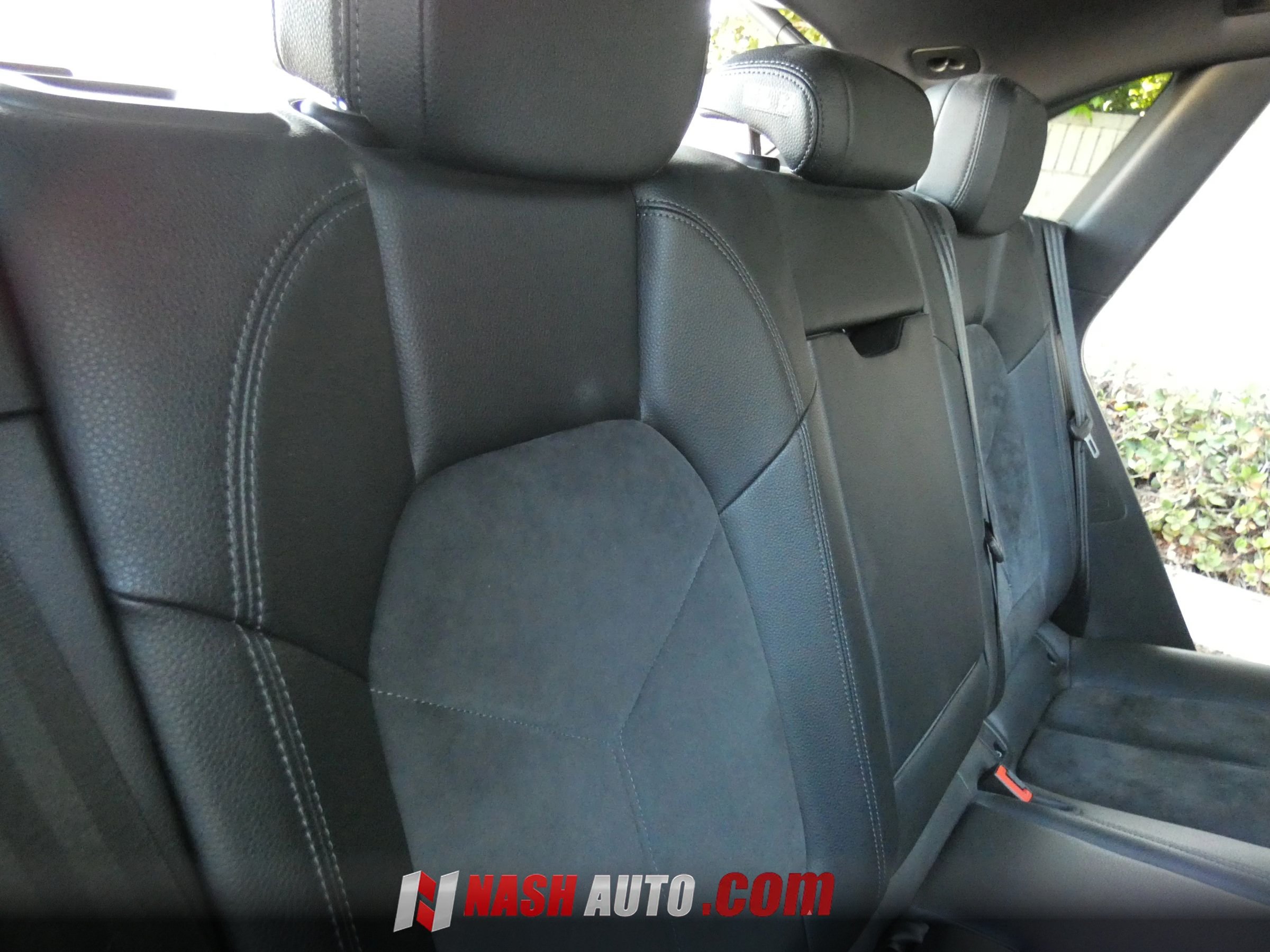 Used 2020 Porsche Macan AWD/4WD image 38