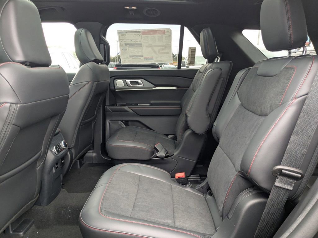 New 2026 Ford Explorer ST w/ Sun And Sound Package image 15