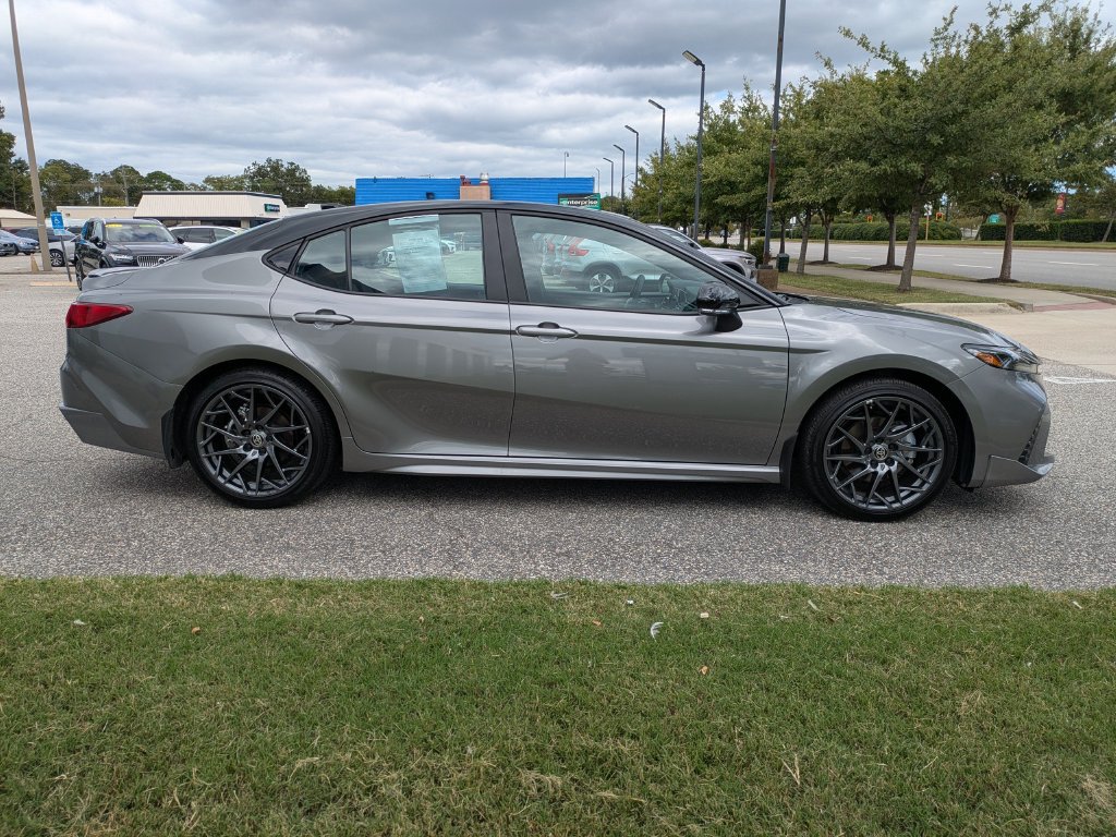 Used 2026 Toyota Camry XSE FWD image 7