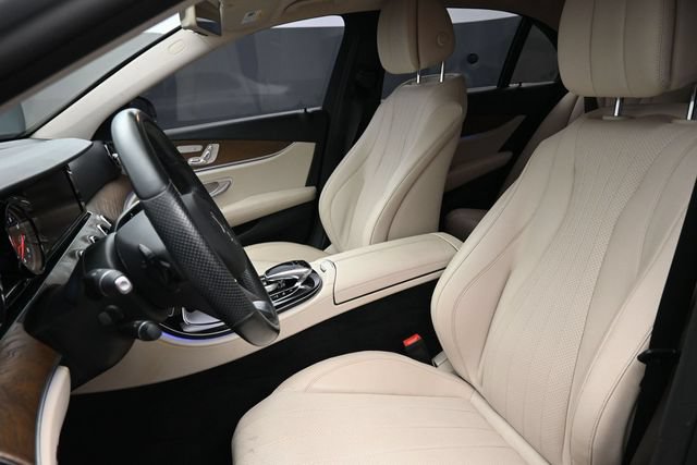 Used 2017 Mercedes-Benz E 300 4MATIC image 18