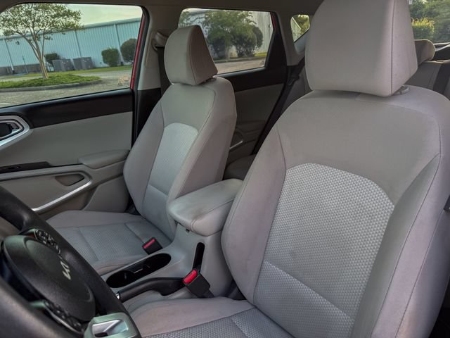 Used 2022 Kia Soul LX FWD image 16