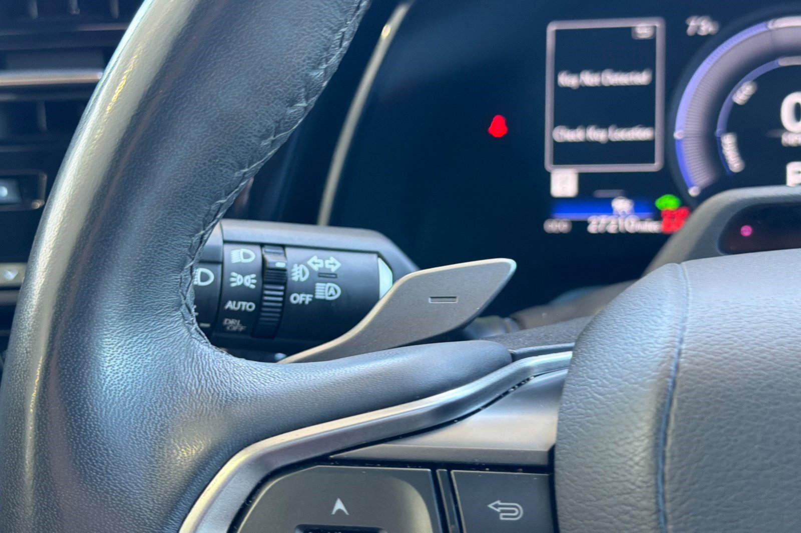 Certified 2023 Lexus RX 350h w/ Cold Area Package AWD/4WD image 31