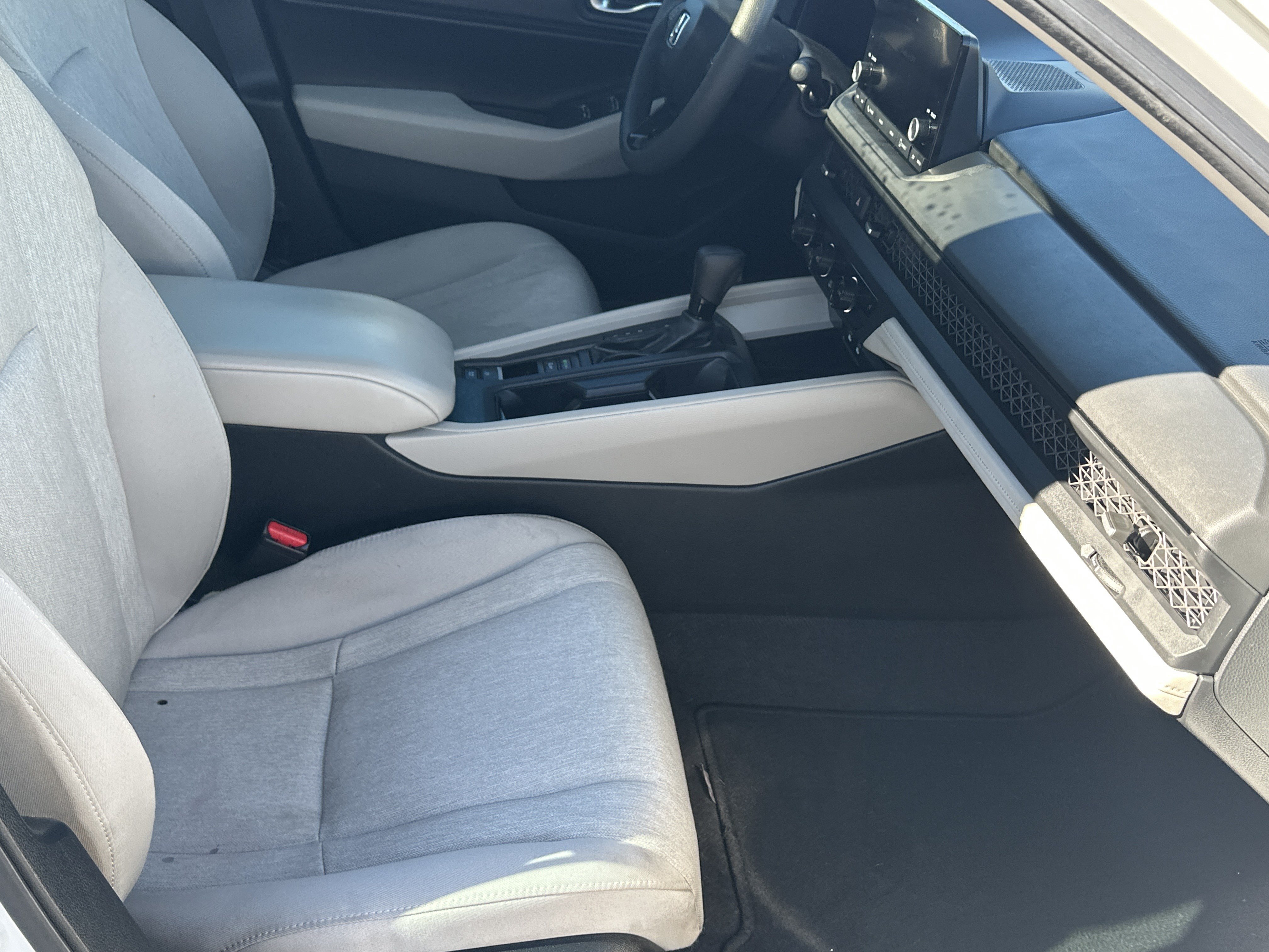 Used 2024 Honda Accord EX image 15