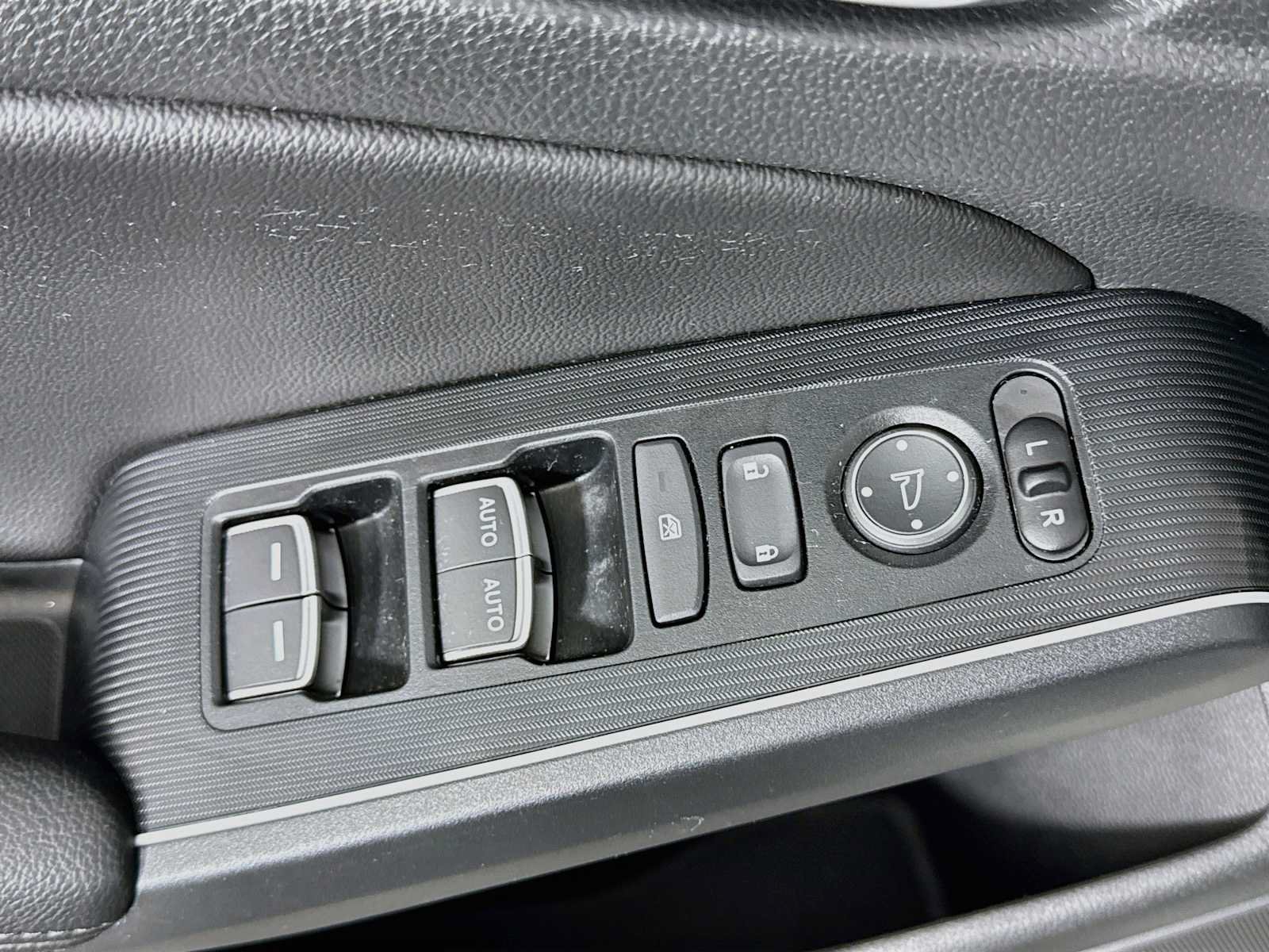 Certified 2025 Honda Civic Sport Touring image 27