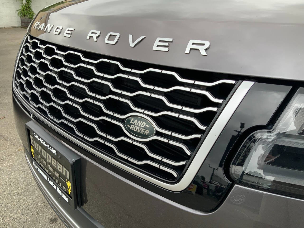 Used 2020 Land Rover Range Rover HSE AWD/4WD image 16