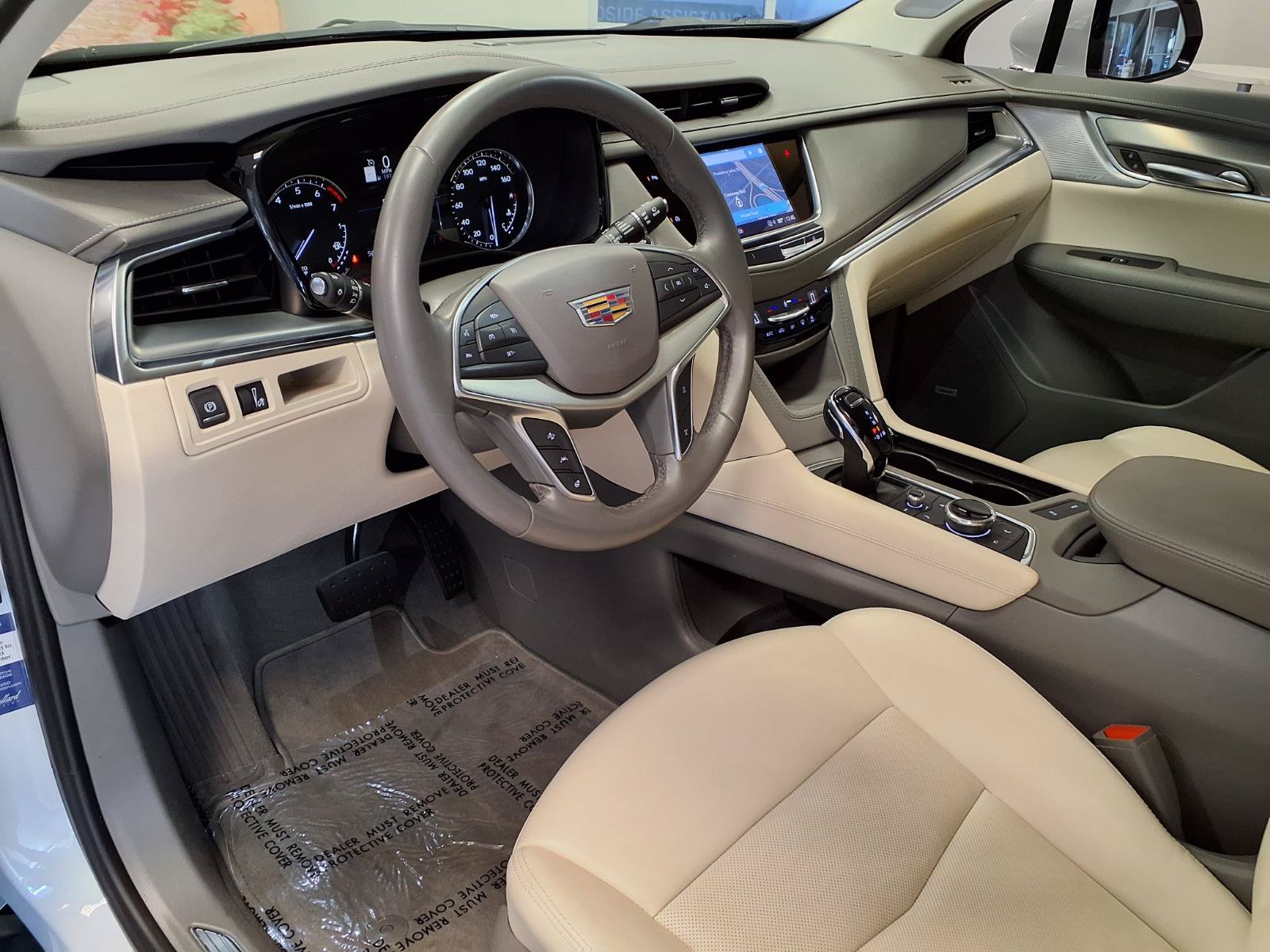 Certified 2025 Cadillac XT5 Premium Luxury FWD image 20