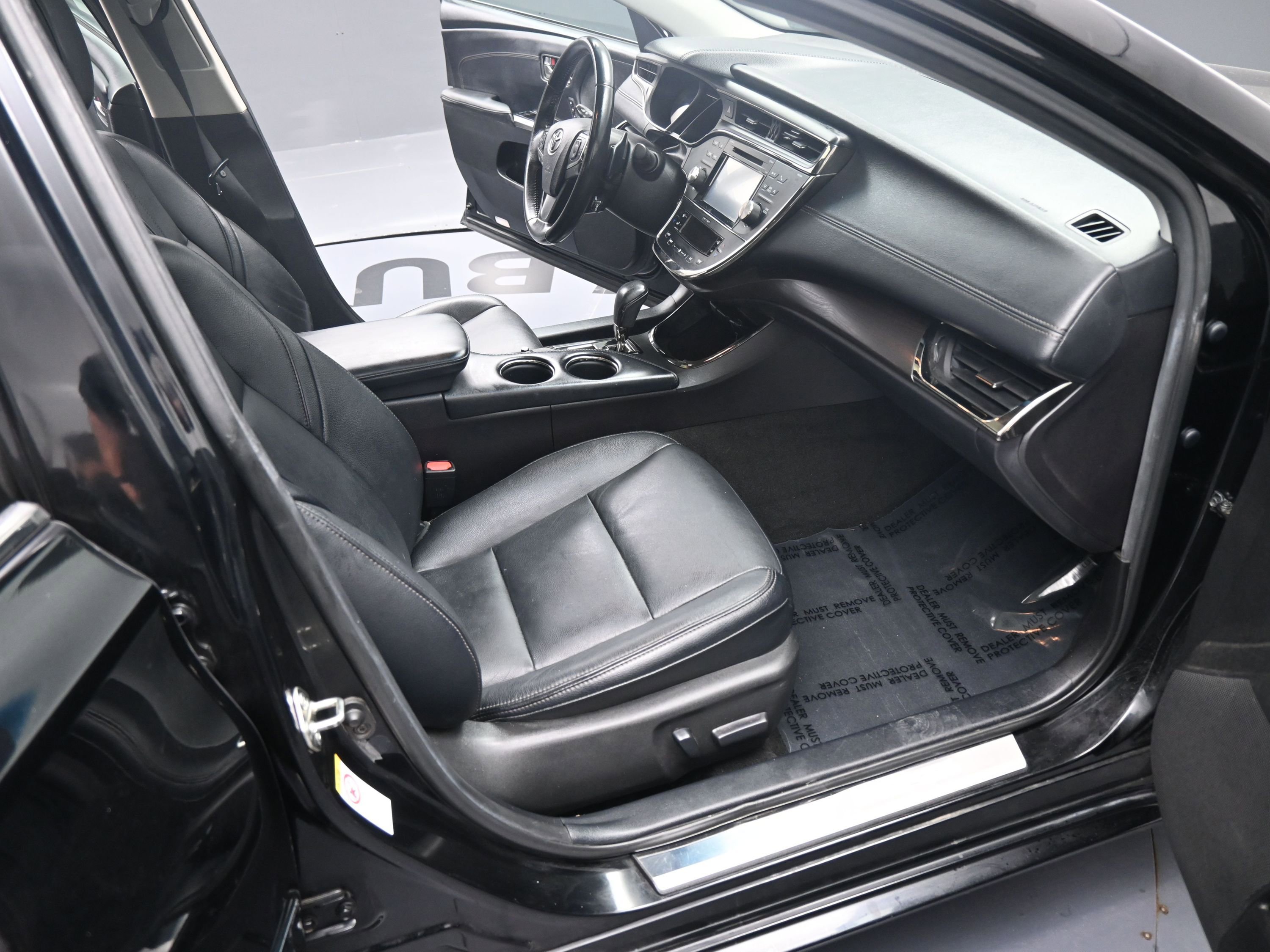 Used 2016 Toyota Avalon XLE Premium image 20