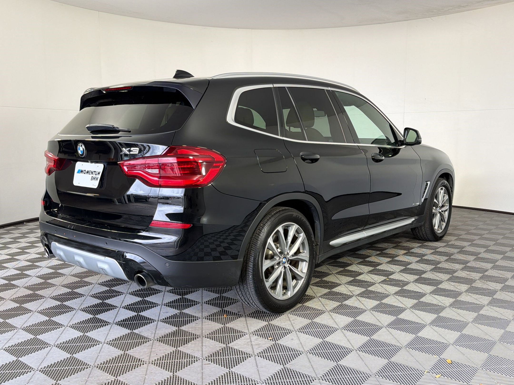 Used 2018 BMW X3 xDrive30i image 8
