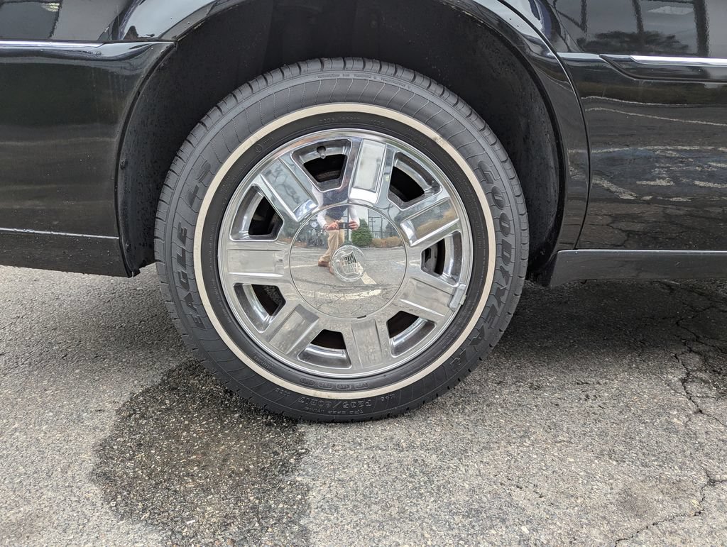 Used 2007 Cadillac DTS FWD image 60