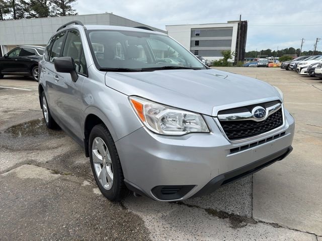 Used 2015 Subaru Forester 2.5i w/ Alloy Wheel Package AWD/4WD image 3