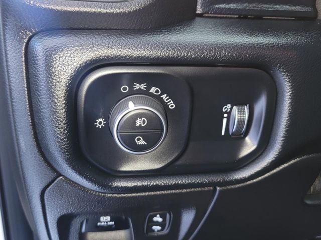 Used 2021 RAM 1500 Big Horn image 28