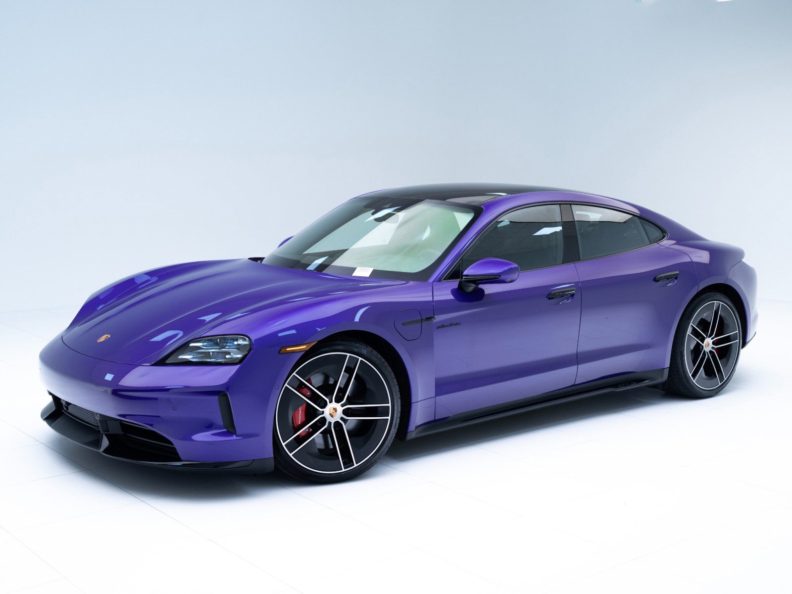 New 2026 Porsche Taycan GTS image 1