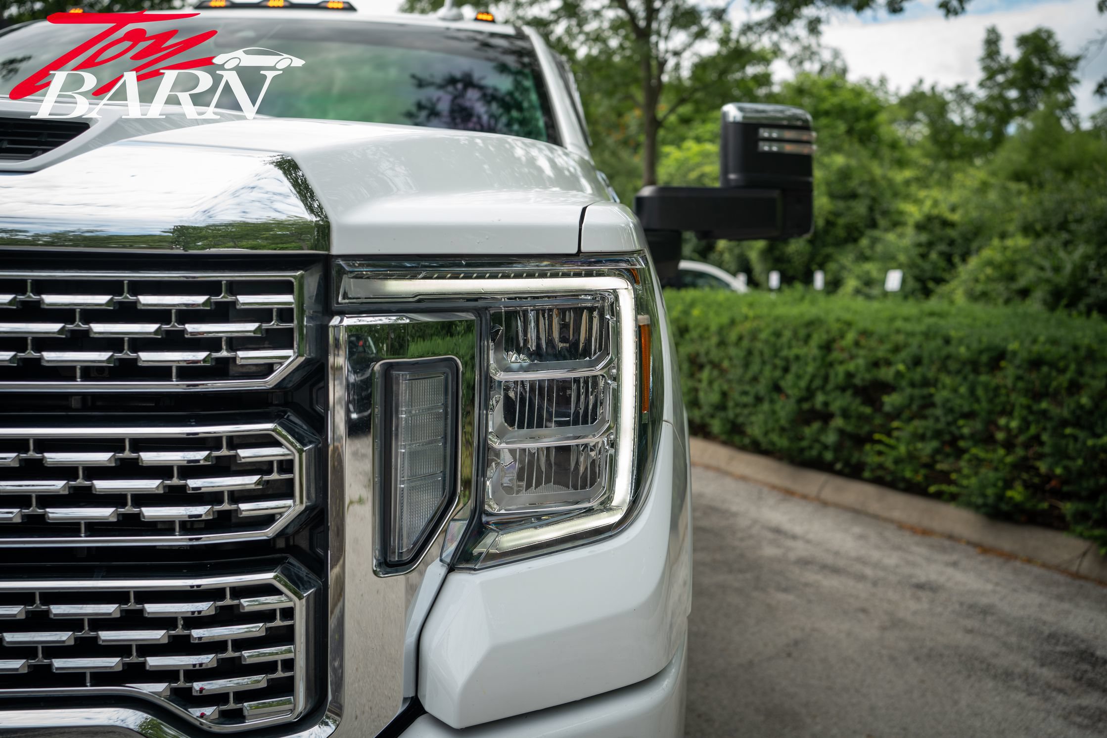 Used 2023 GMC Sierra 3500 Denali w/ Denali Ultimate Package AWD/4WD image 7