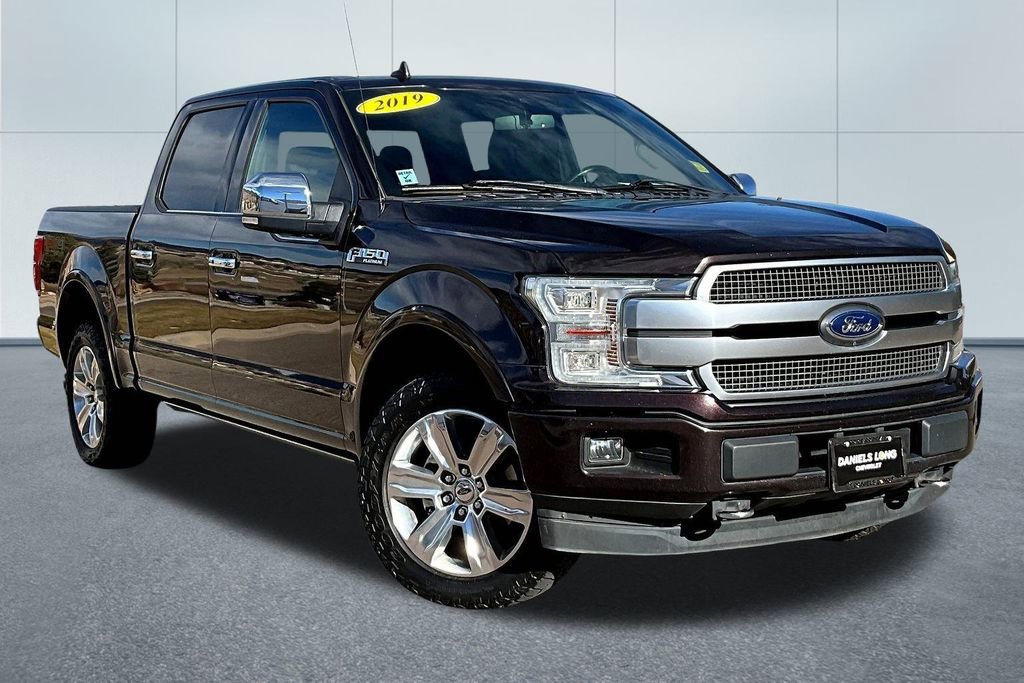 Used 2019 Ford F150 Platinum w/ Equipment Group 701A Luxury image 11