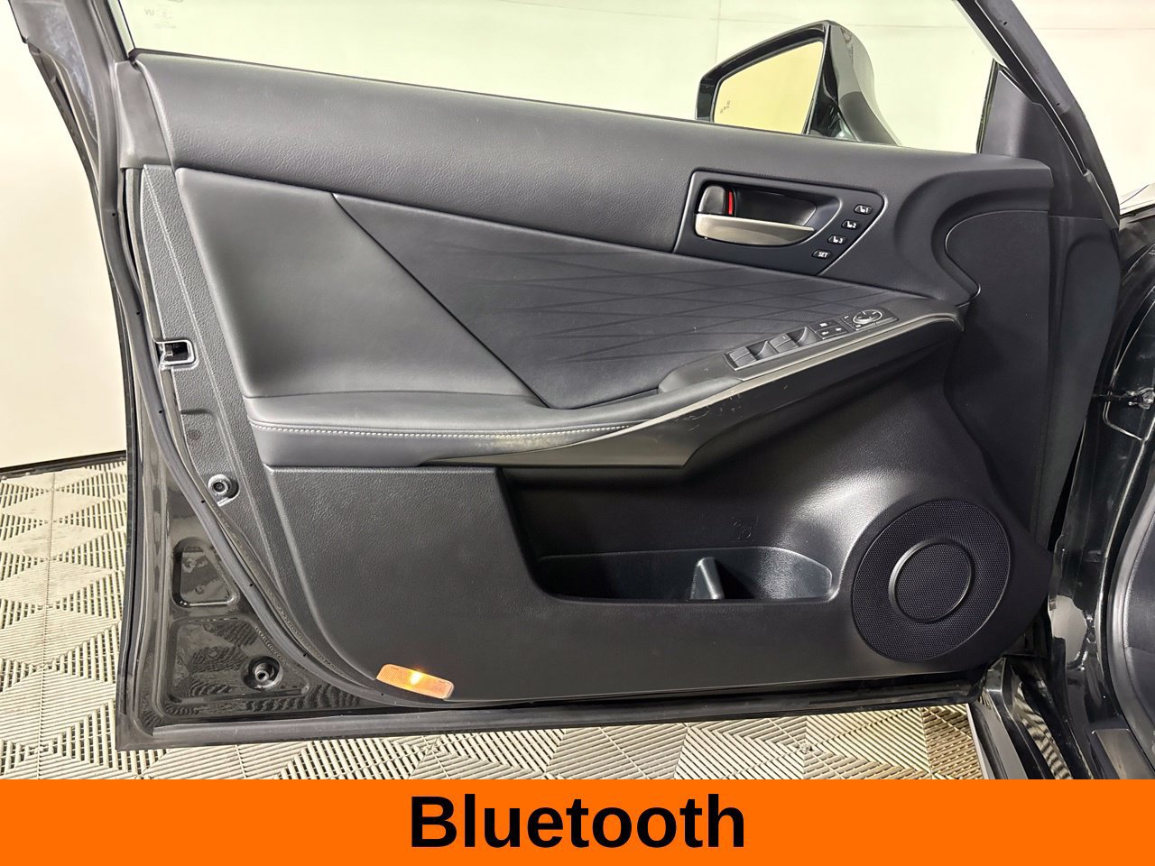 Used 2023 Lexus IS 350 F Sport w/ Memory Package RWD image 11
