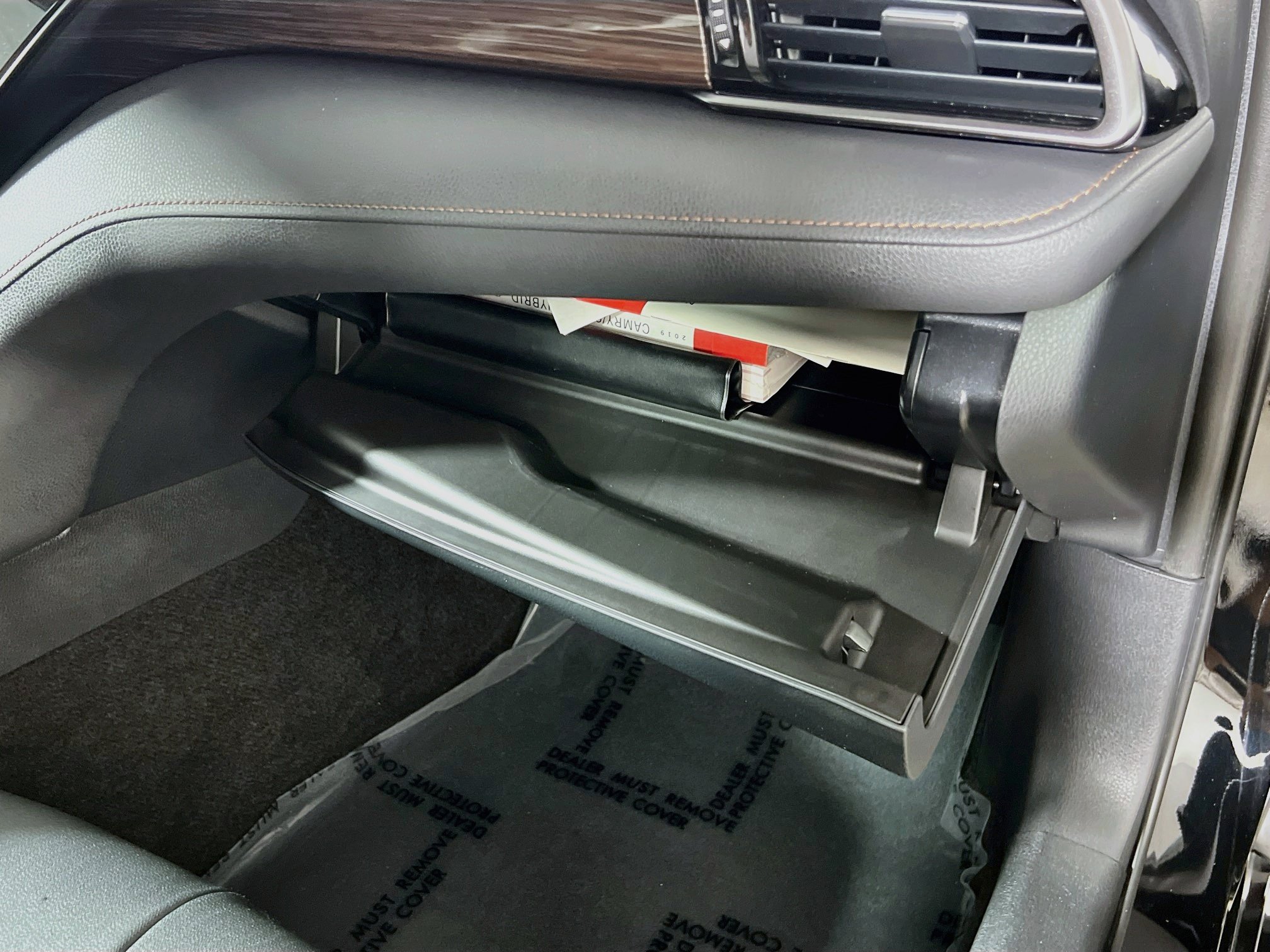 Used 2019 Toyota Camry LE FWD image 34