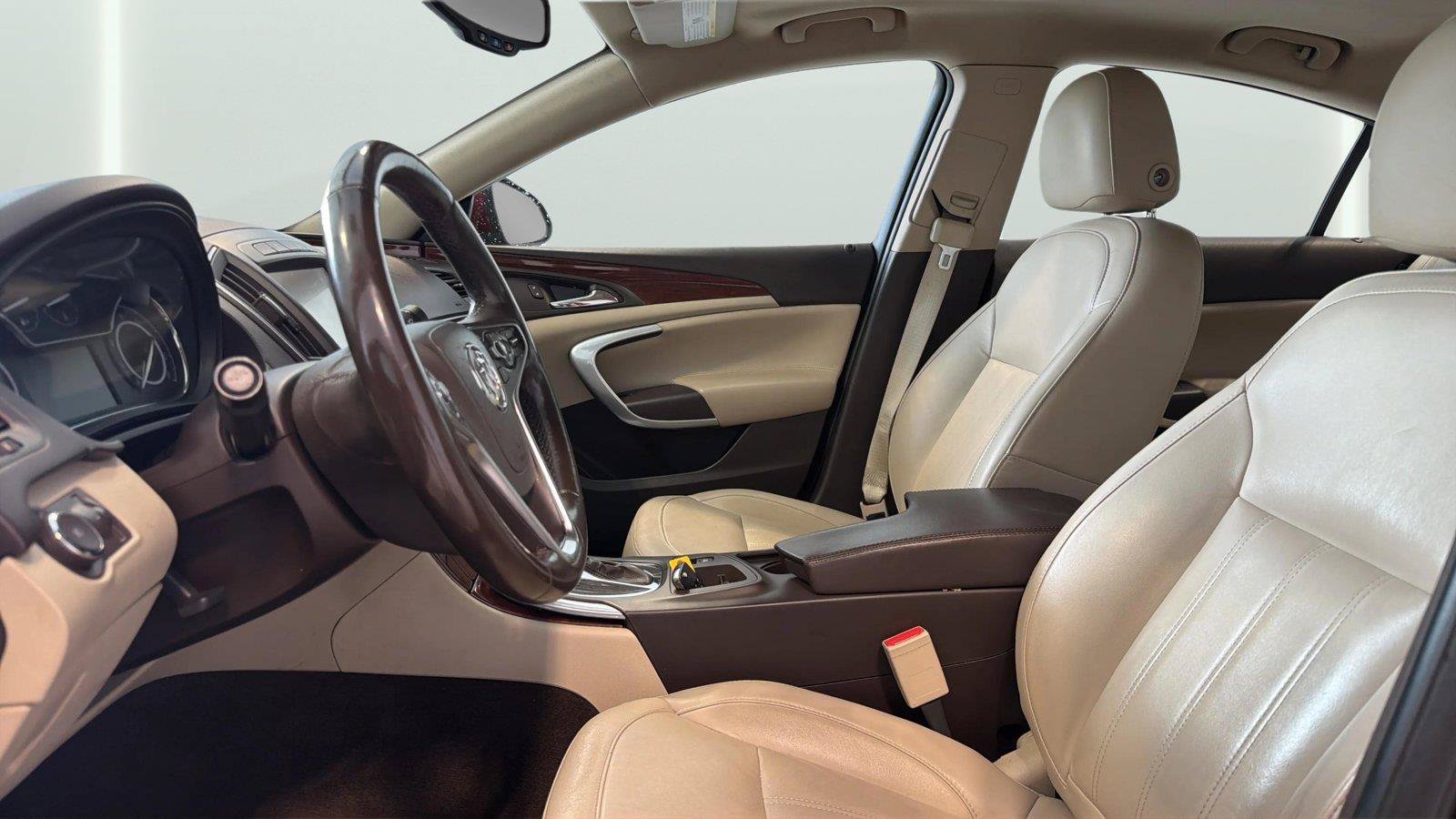 Used 2016 Buick Regal Premium FWD image 10