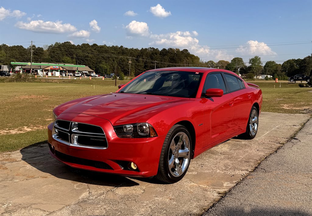 Used 2012 Dodge Charger R/T RWD image 1