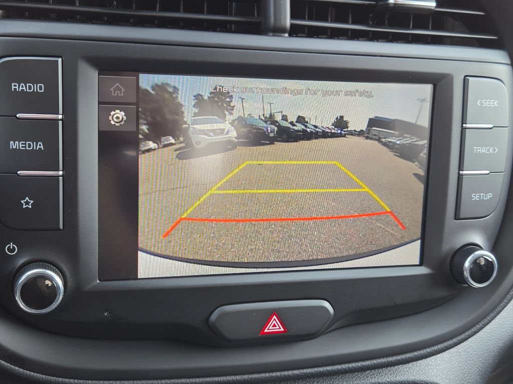 Certified 2025 Kia Soul LX w/ LX Technology Package FWD image 29