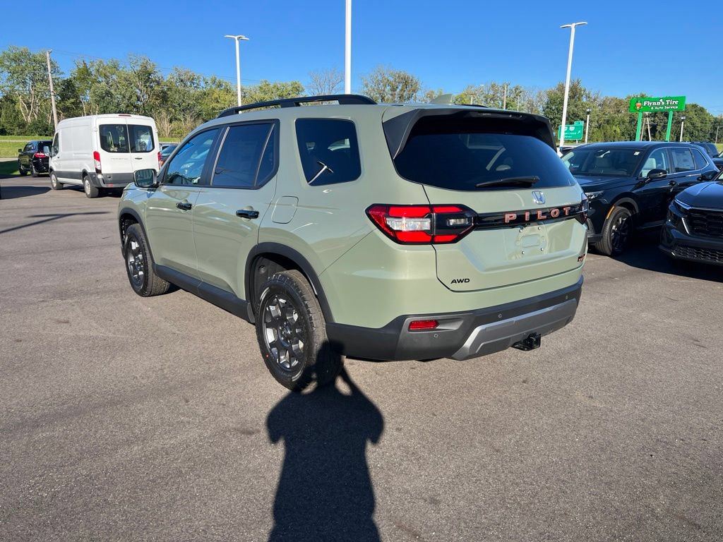 New 2026 Honda Pilot TrailSport image 5