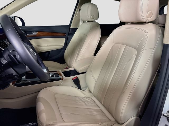 Used 2023 Audi Q5 2.0T Premium w/ Convenience Package AWD/4WD image 19