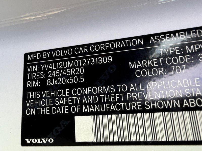 New 2026 Volvo XC40 B5 Ultra w/ Climate Package image 16