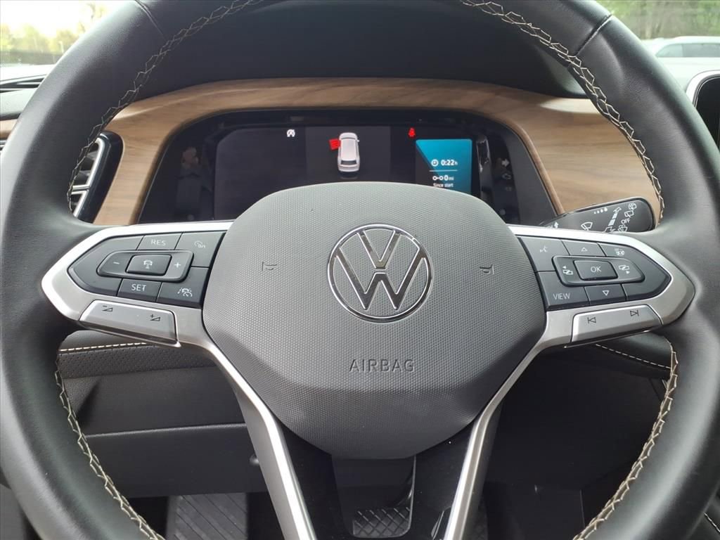 Used 2024 Volkswagen Atlas SE image 28