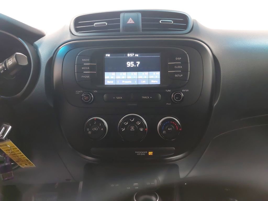 Used 2019 Kia Soul FWD image 19