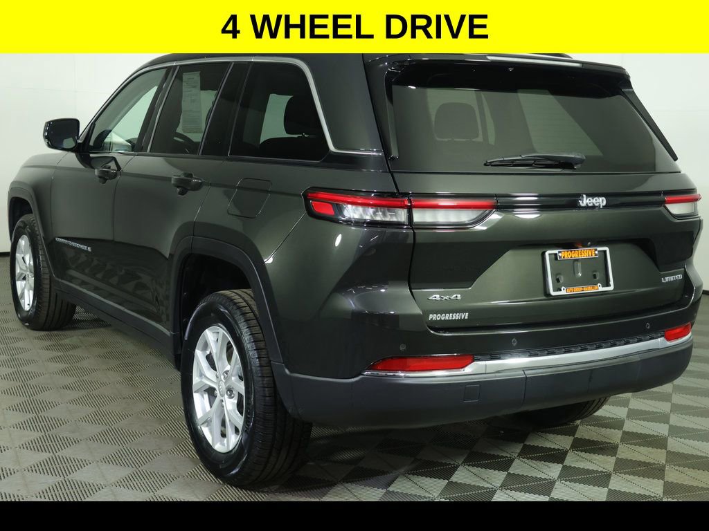 Used 2023 Jeep Grand Cherokee Limited AWD/4WD image 5