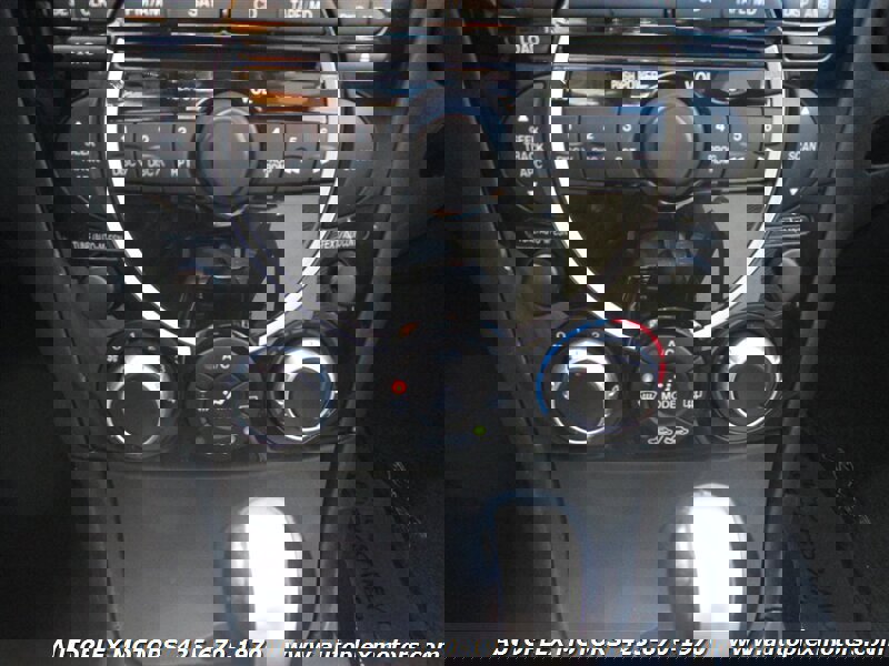 Used 2006 MAZDA RX-8 w/ Touring Pkg image 28