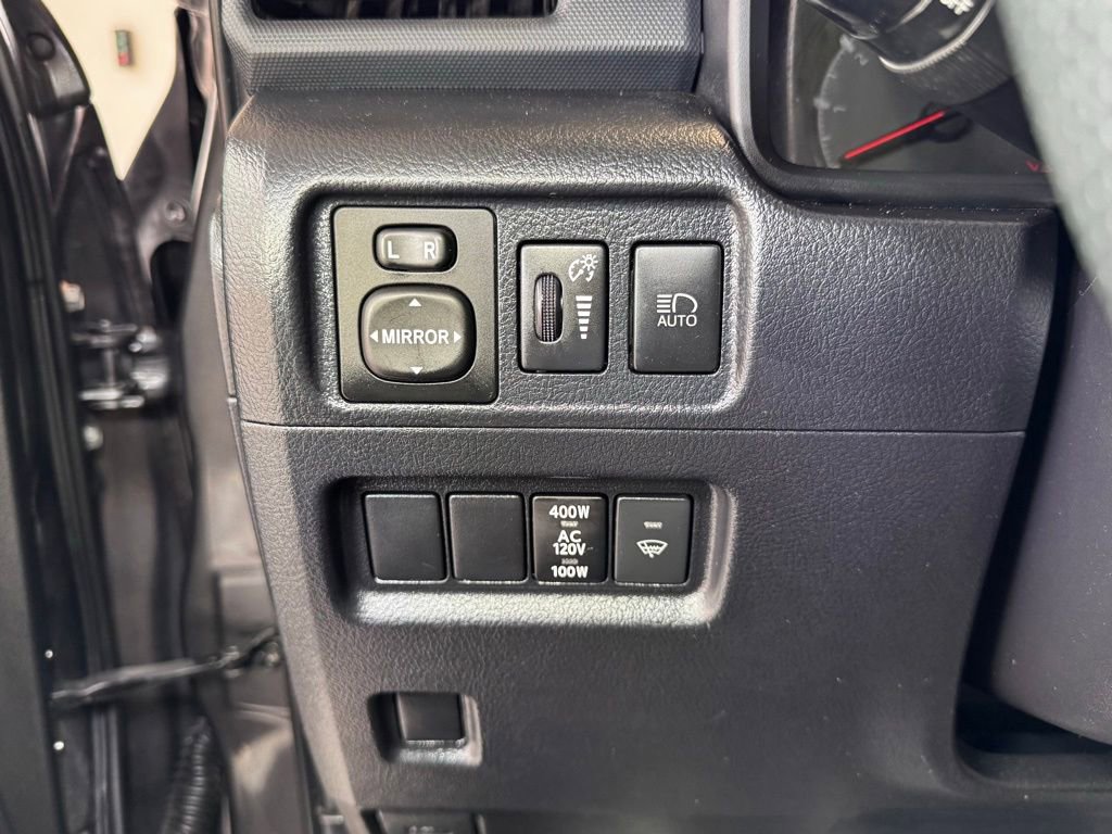 Used 2023 Toyota 4Runner SR5 AWD/4WD image 22