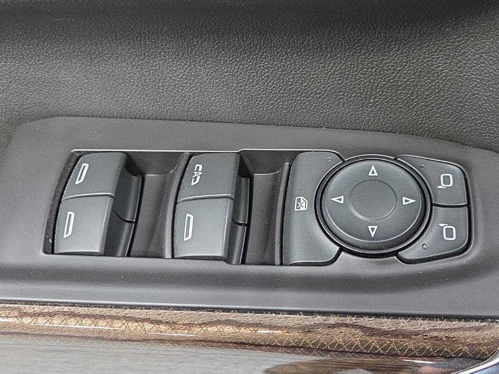 Used 2019 Chevrolet Silverado 1500 RST w/ All-Star Edition image 31