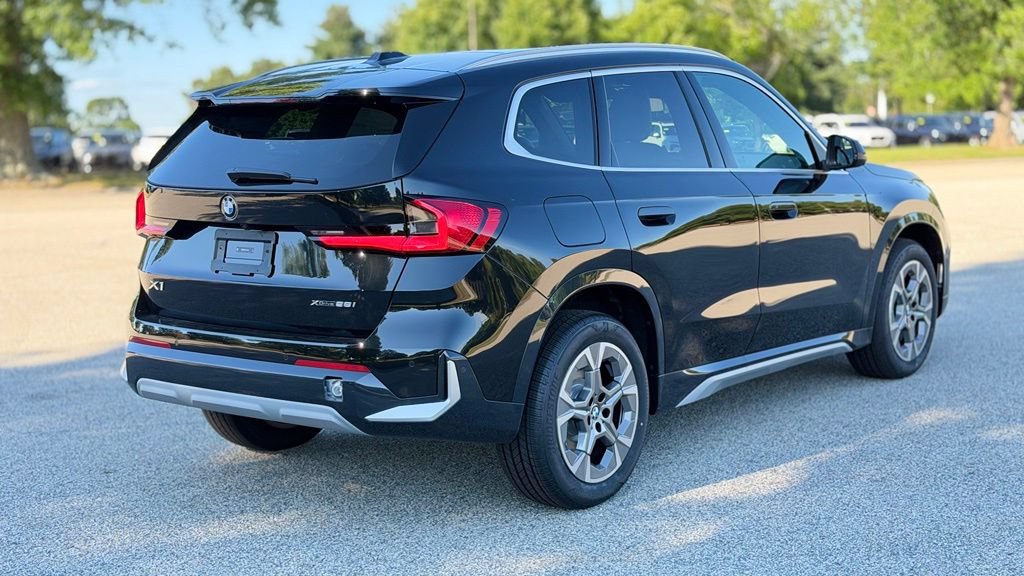 New 2026 BMW X1 xDrive28i w/ Technology Package AWD/4WD image 11