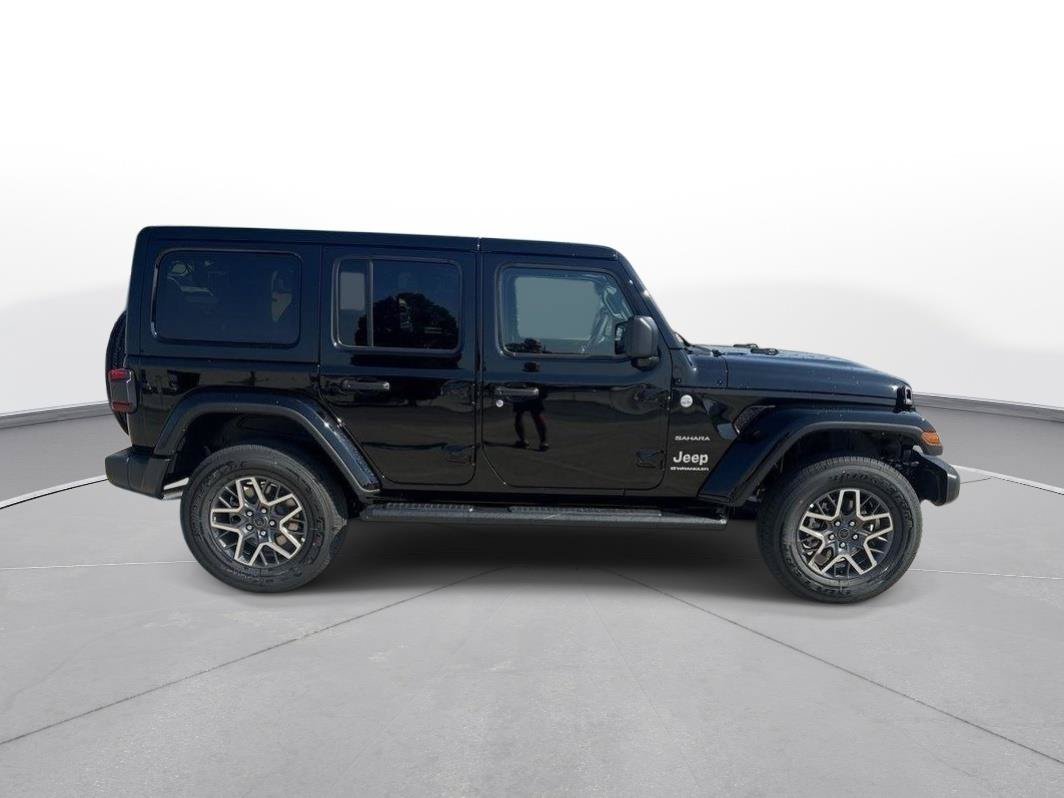 New 2024 Jeep Wrangler Unlimited Sahara w/ Safety Group AWD/4WD image 36