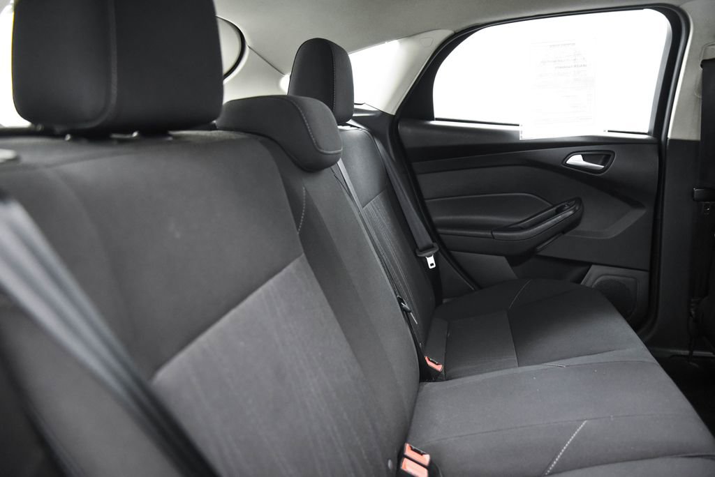 Used 2018 Ford Focus SE image 14