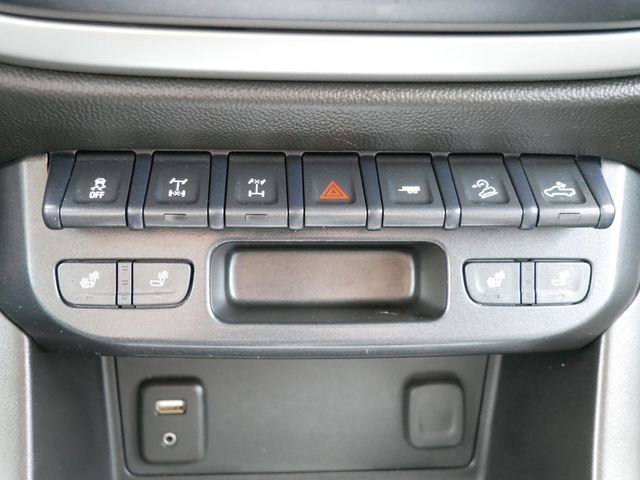 Used 2018 Chevrolet Colorado ZR2 image 17