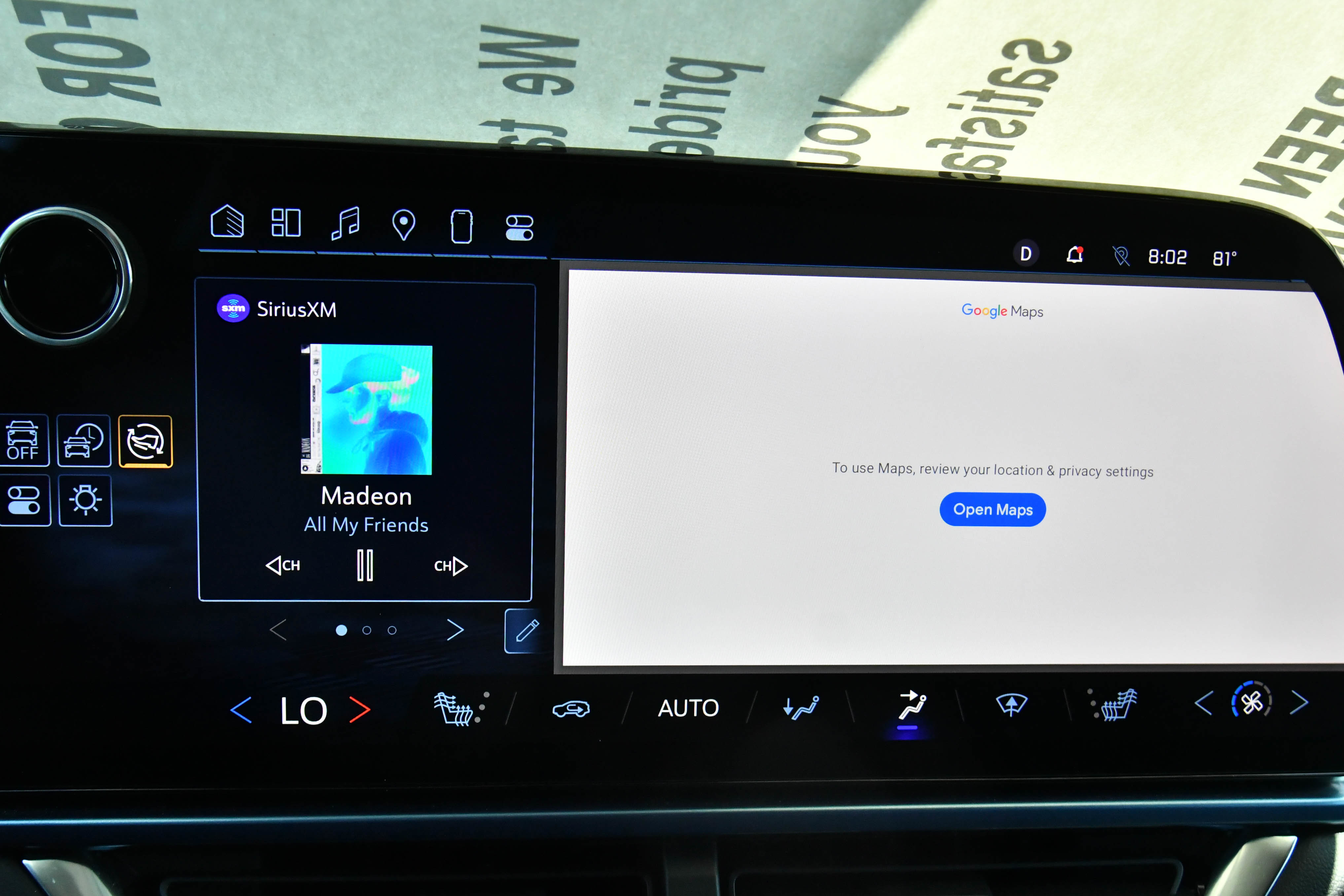 Used 2025 Chevrolet Equinox EV LT FWD image 28
