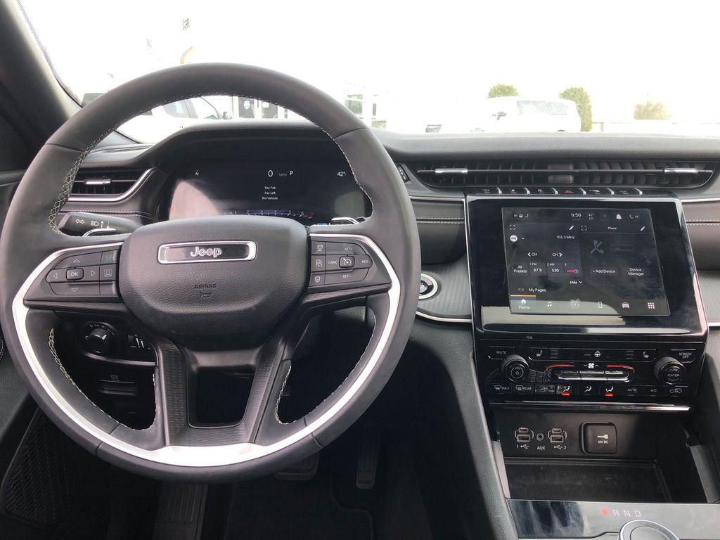 Certified 2024 Jeep Grand Cherokee L Altitude image 32