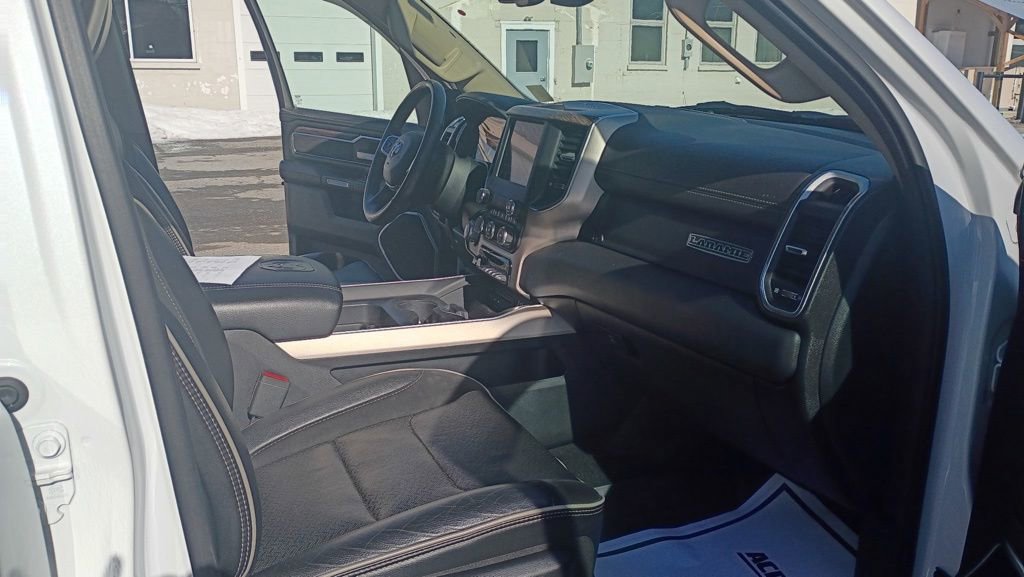 Used 2019 RAM 1500 Laramie image 12