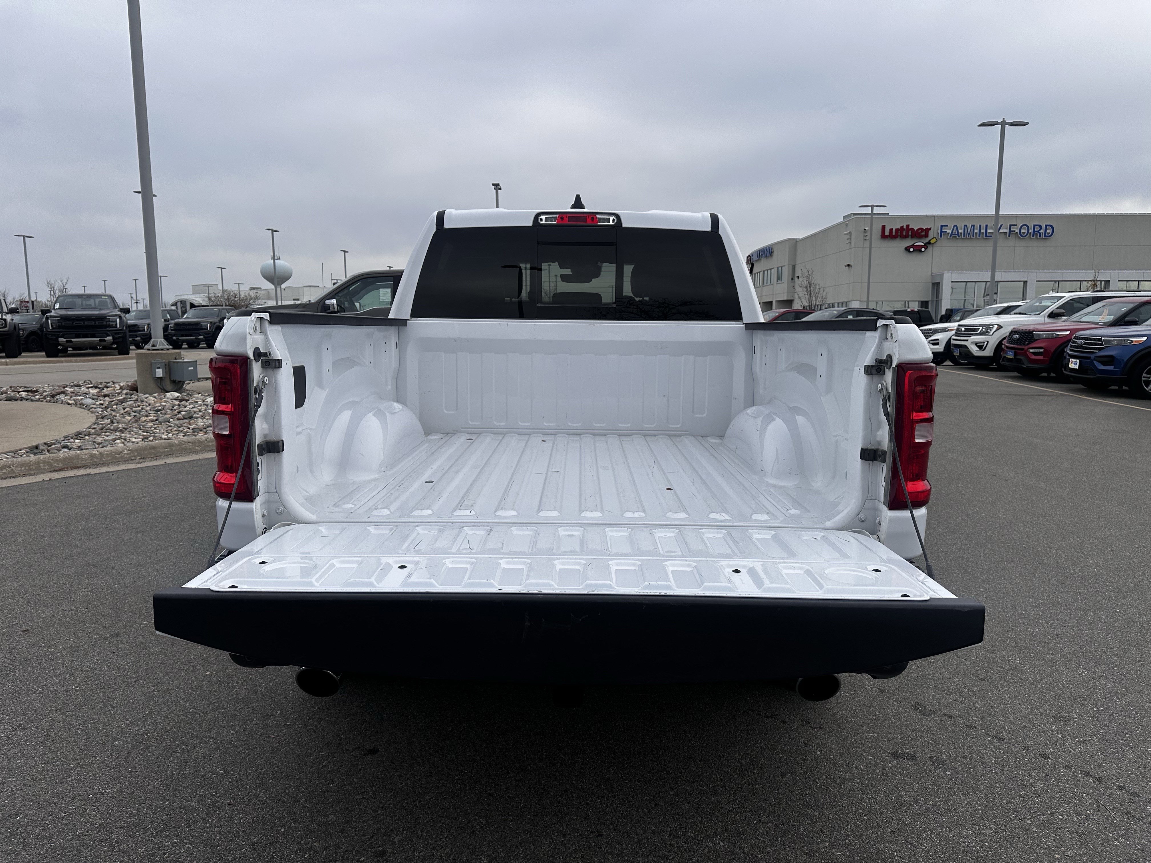 Used 2025 RAM 1500 Laramie image 22