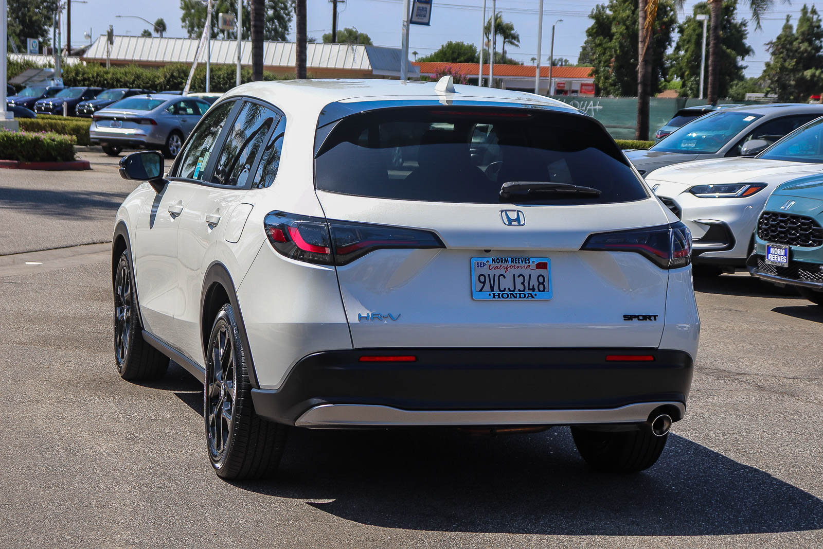 Certified 2025 Honda HR-V Sport image 13