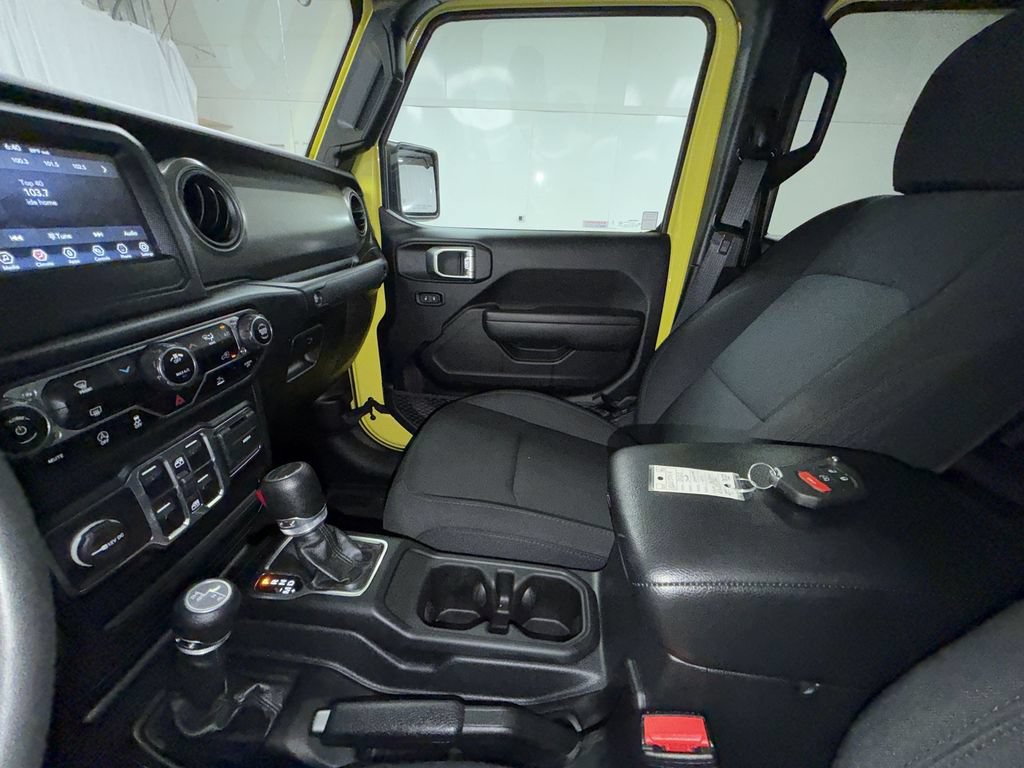 Used 2023 Jeep Gladiator Sport AWD/4WD image 23