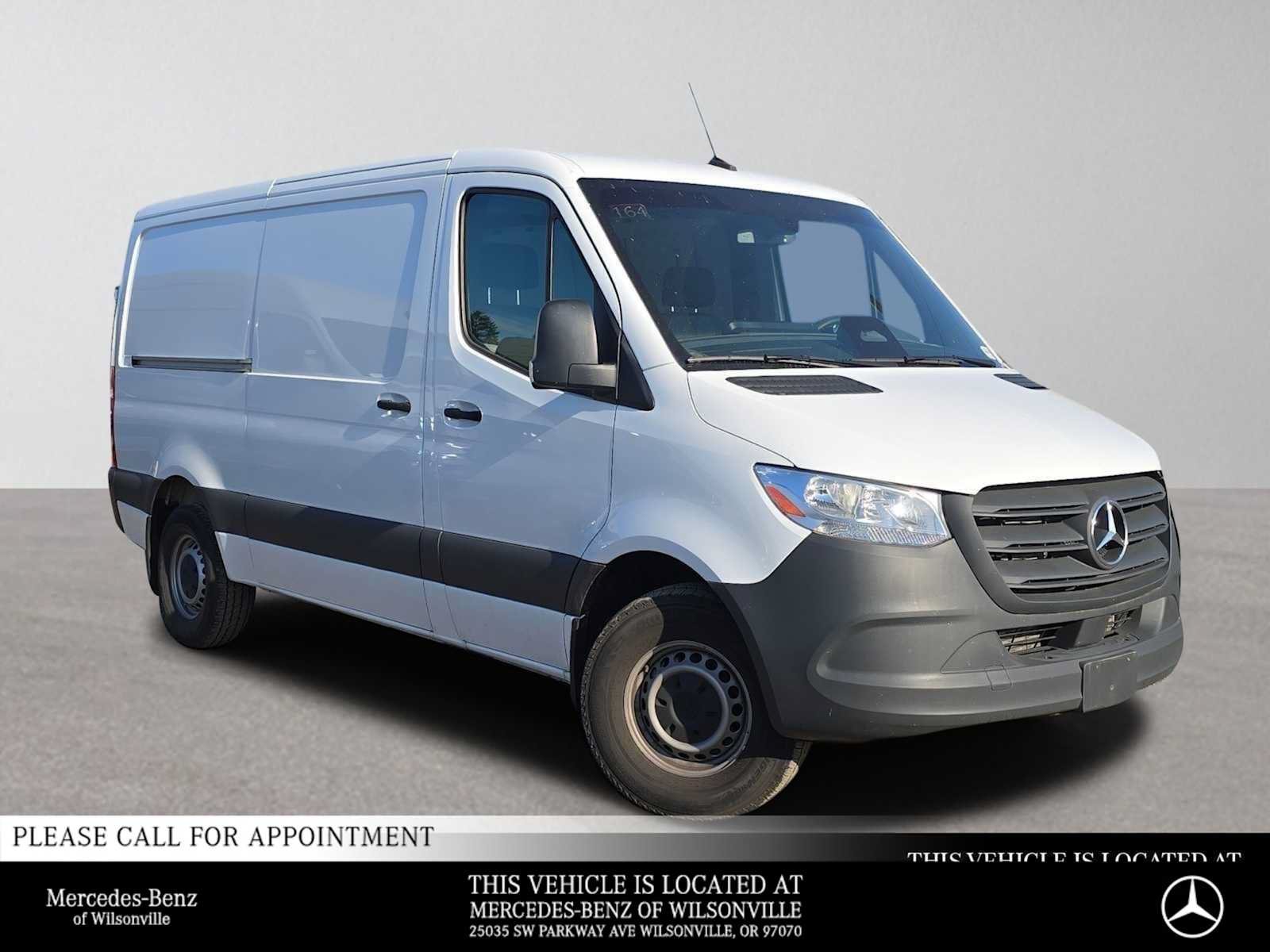 Used 2025 Mercedes-Benz Sprinter 2500 image 1